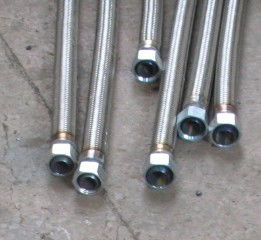 河北建利沥青导热油加热金属软管的应用与技术解析